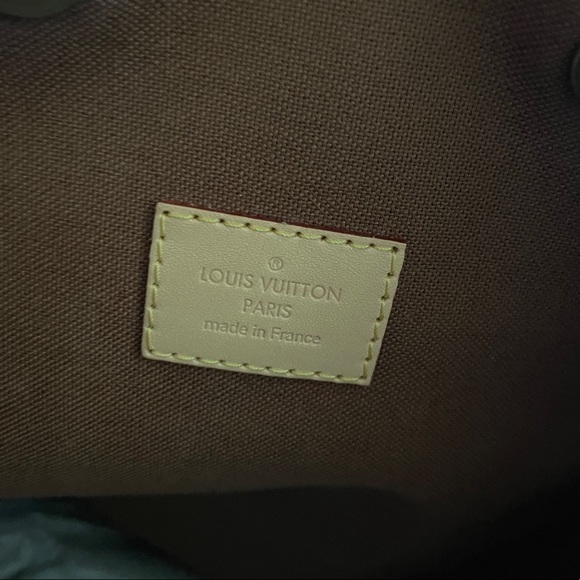 Louis Vuitton Bosphore Backpack - Picture 5 of 7